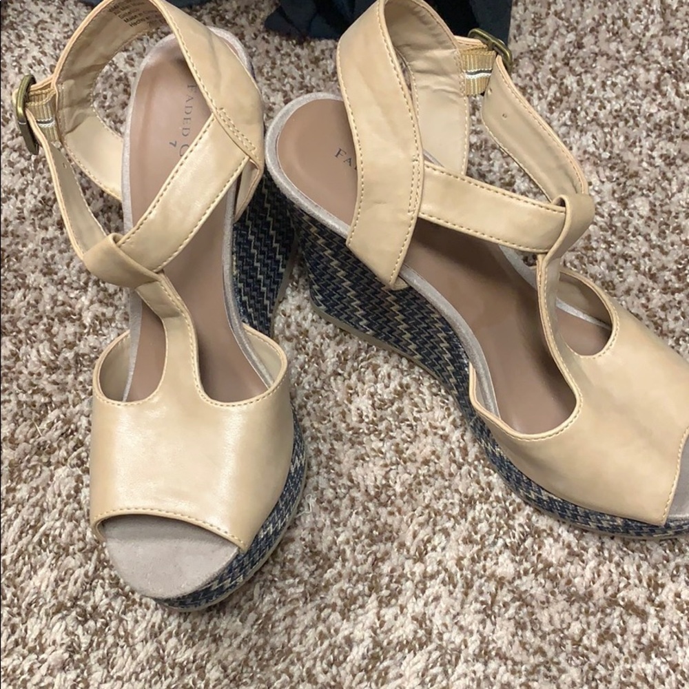 Tan Wedges Size 7.5